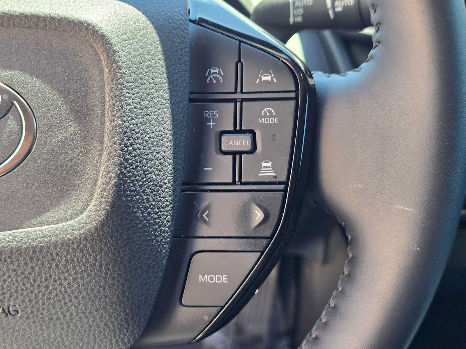 Used 2026 Toyota Prius Limited AWD/4WD image 32