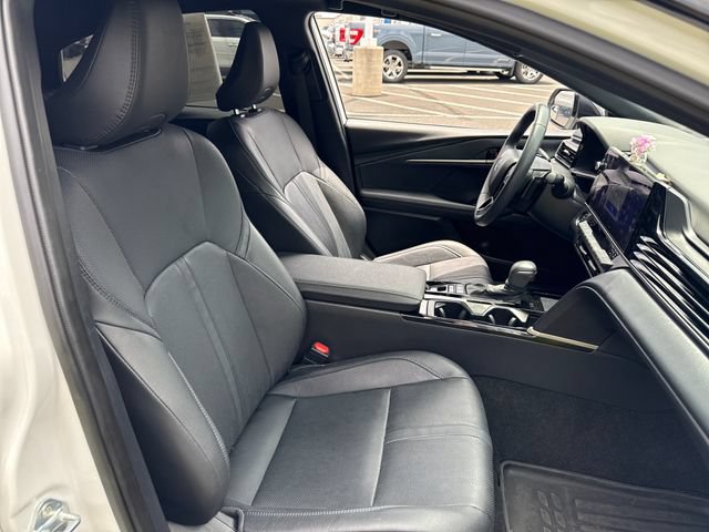 Certified 2025 Toyota Camry XSE FWD image 13