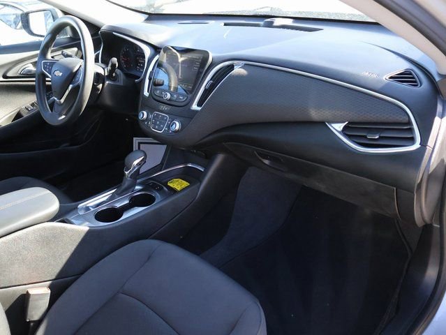 Used 2021 Chevrolet Malibu LT image 10