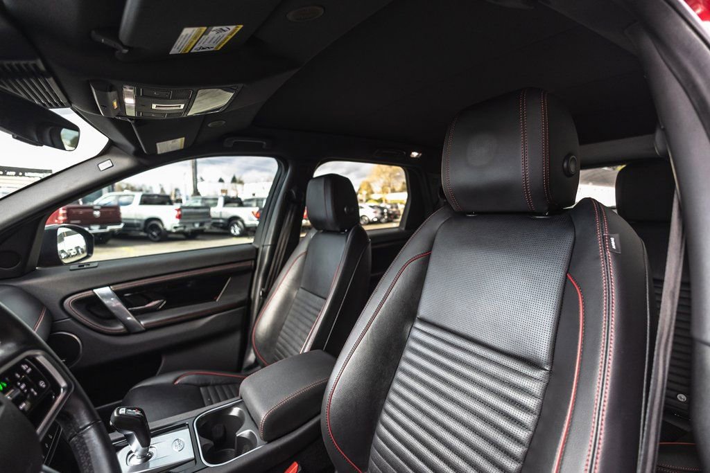 Used 2023 Land Rover Discovery Sport SE R-Dynamic image 18