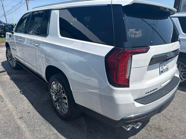 Used 2024 GMC Yukon XL Denali Ultimate AWD/4WD image 6