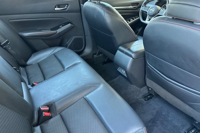Used 2024 Nissan Altima 2.5 SR FWD image 18