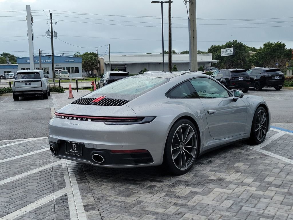 Used 2024 Porsche 911 Carrera 4 AWD/4WD image 5
