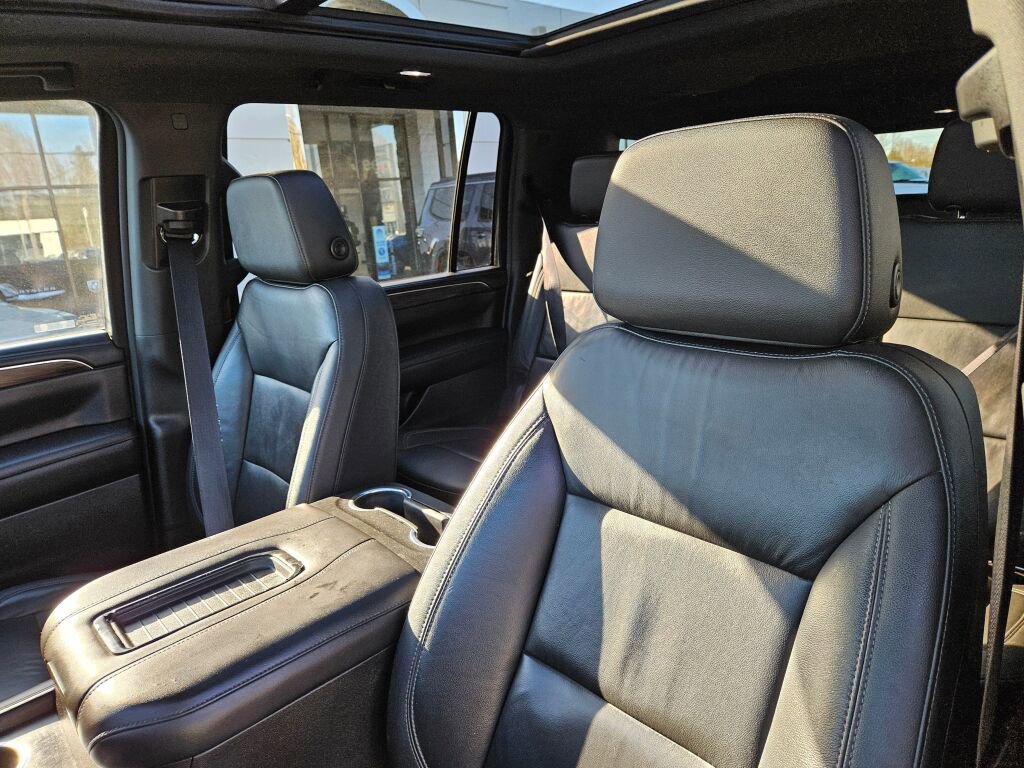 Used 2021 Chevrolet Suburban Z71 AWD/4WD image 22