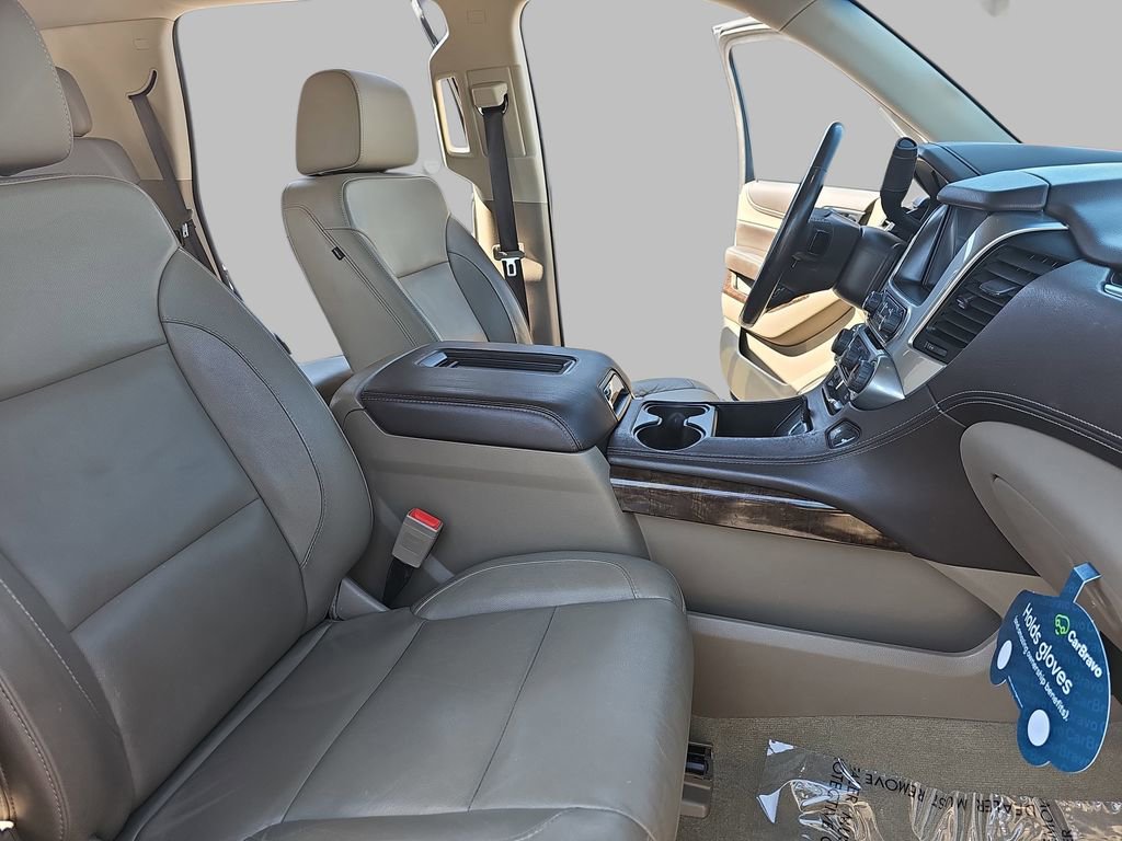 Used 2018 Chevrolet Tahoe LT w/ LT Signature Package AWD/4WD image 13