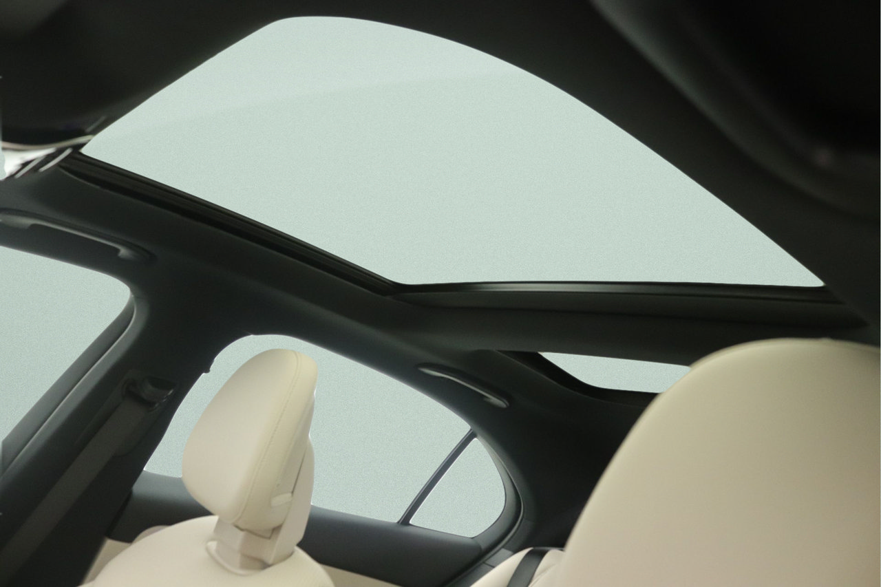New 2026 Mercedes-Benz C 300 4MATIC Sedan image 11