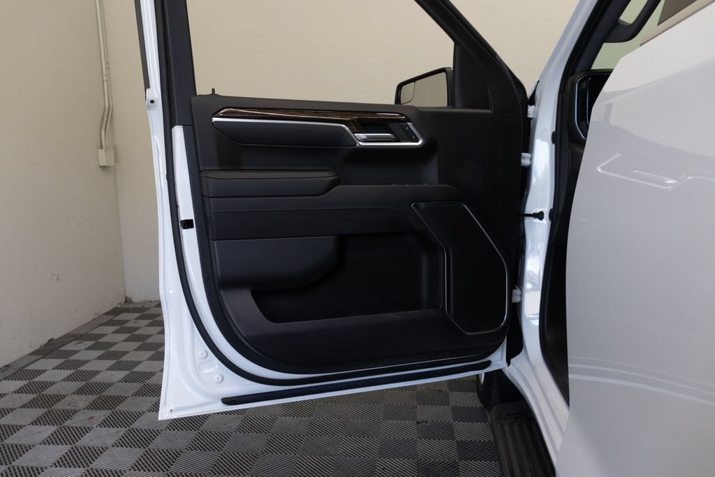 Used 2022 GMC Sierra 1500 SLE RWD image 16