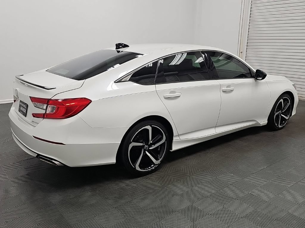 Used 2022 Honda Accord Sport image 9
