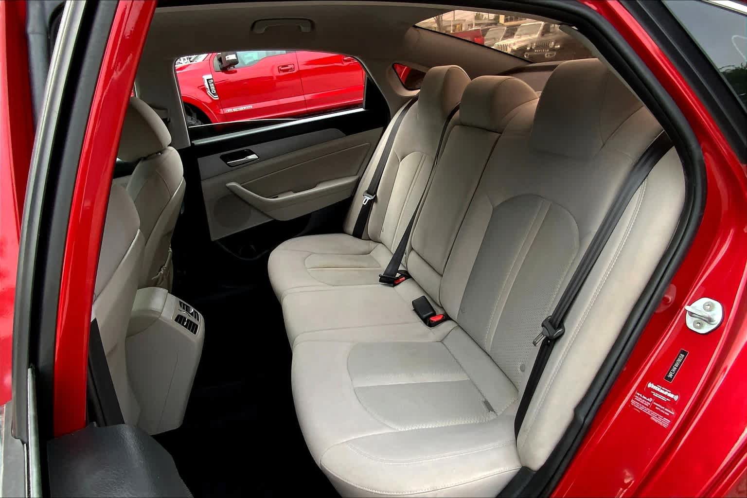 Used 2019 Hyundai Sonata SEL FWD image 17