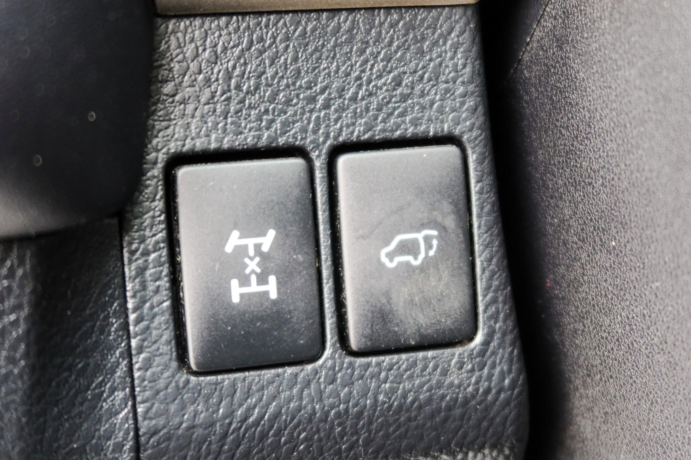 Used 2013 Toyota RAV4 Limited image 11