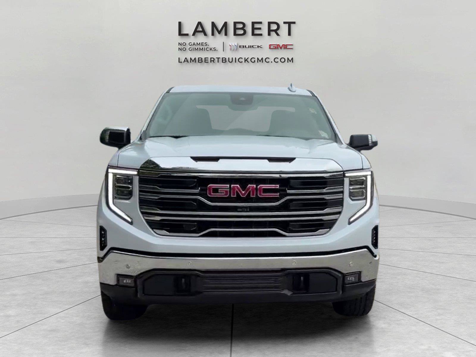 New 2026 GMC Sierra 1500 SLT w/ SLT Convenience Package AWD/4WD image 9