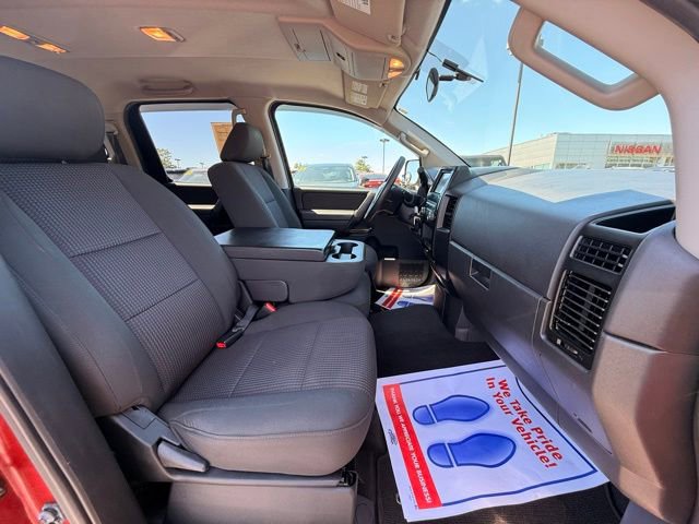 Used 2013 Nissan Titan SV AWD/4WD image 18