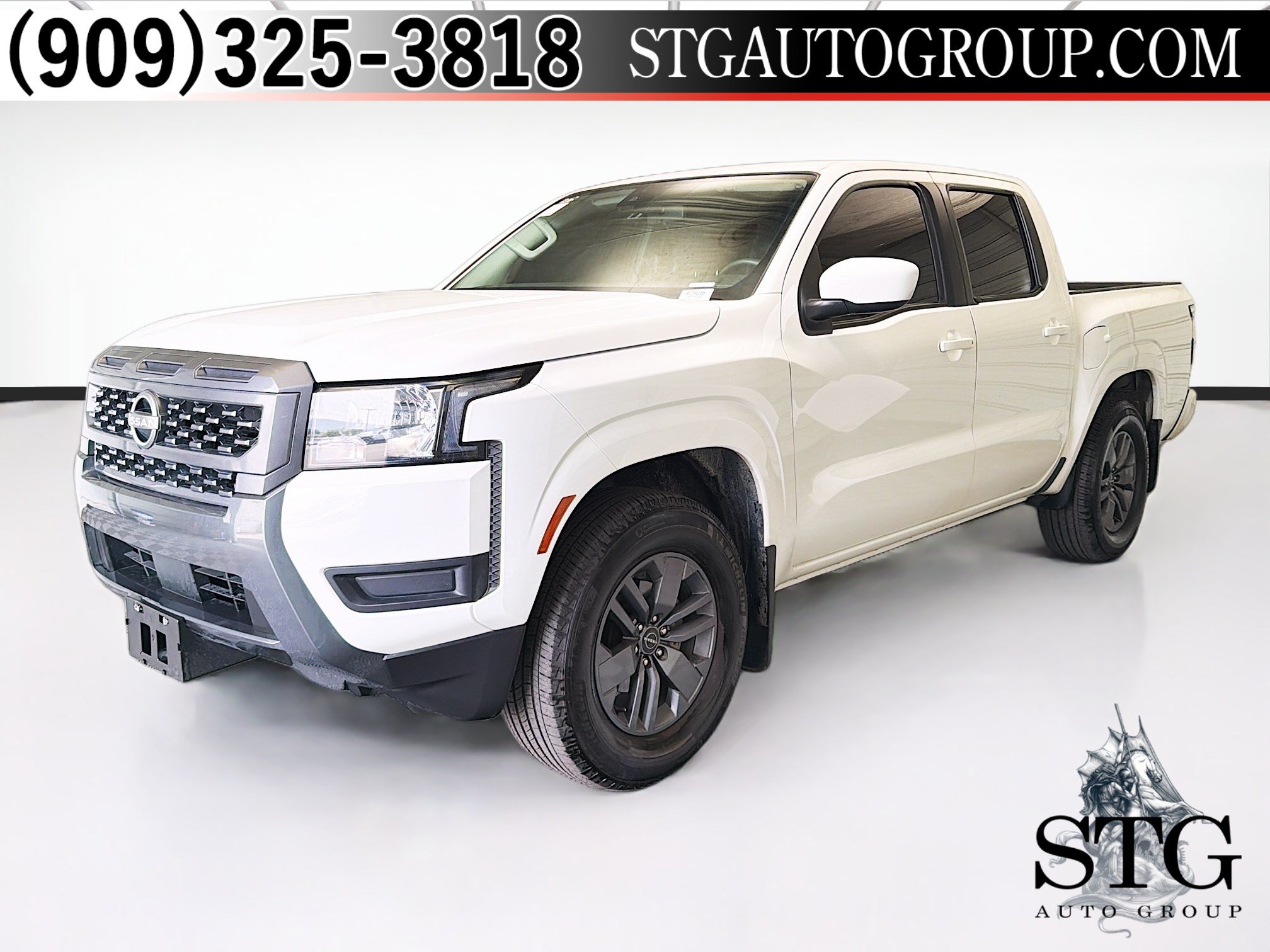 Used 2025 Nissan Frontier SV RWD image 1
