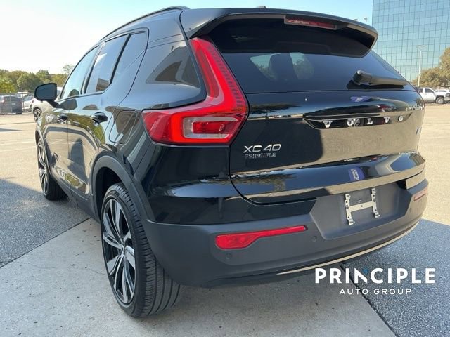 Certified 2021 Volvo XC40 P8 Recharge w/ Advanced Package image 8