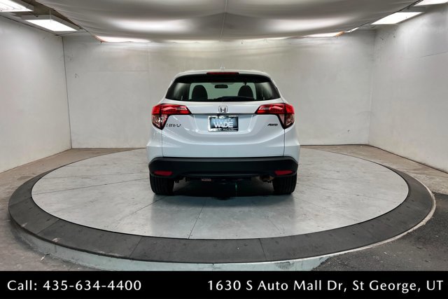 Used 2016 Honda HR-V LX image 4