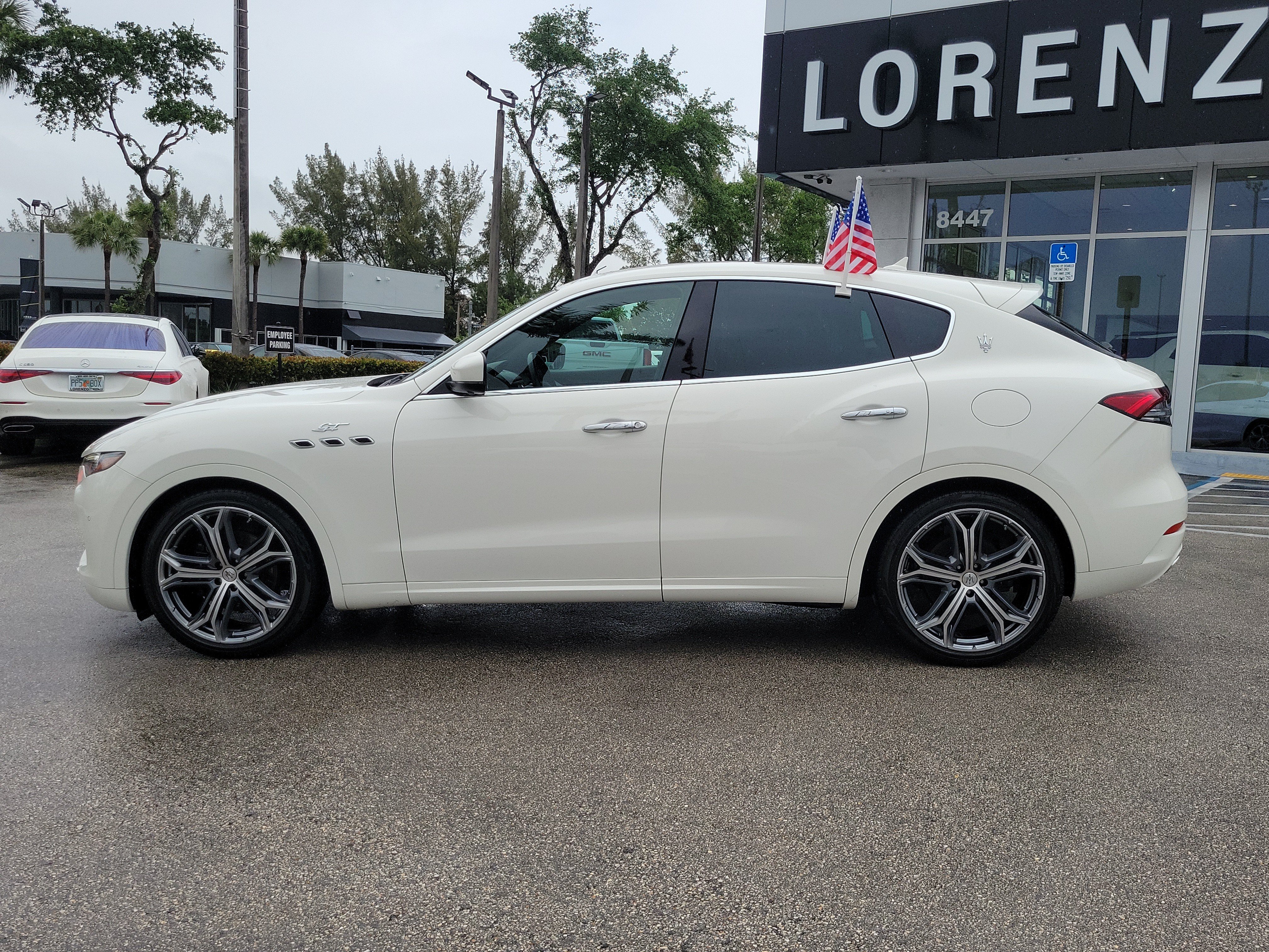 Used 2023 Maserati Levante GT AWD/4WD image 8