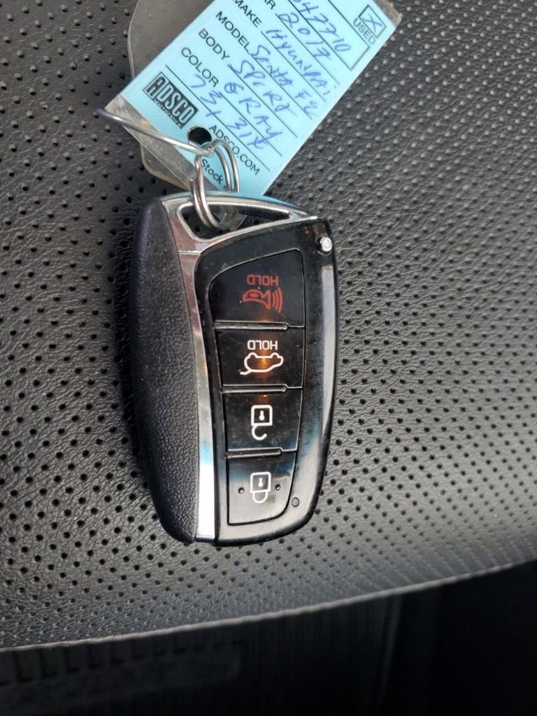 Used 2017 Hyundai Santa Fe Sport image 34