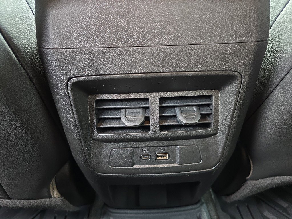 Used 2025 Chevrolet Colorado ZR2 w/ Technology Package image 19