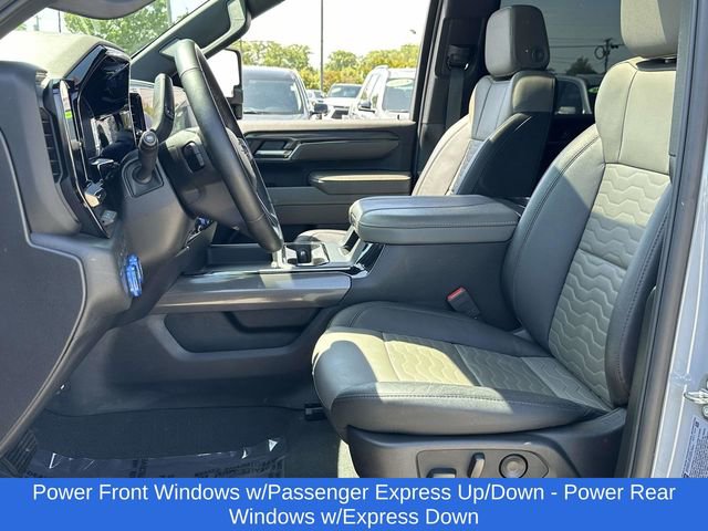 Used 2024 Chevrolet Silverado 2500 ZR2 w/ Technology Package AWD/4WD image 17