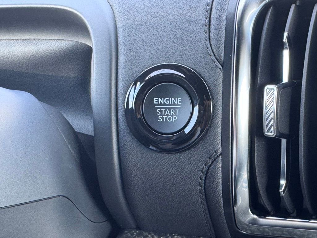 Used 2025 Ford Expedition Tremor image 7