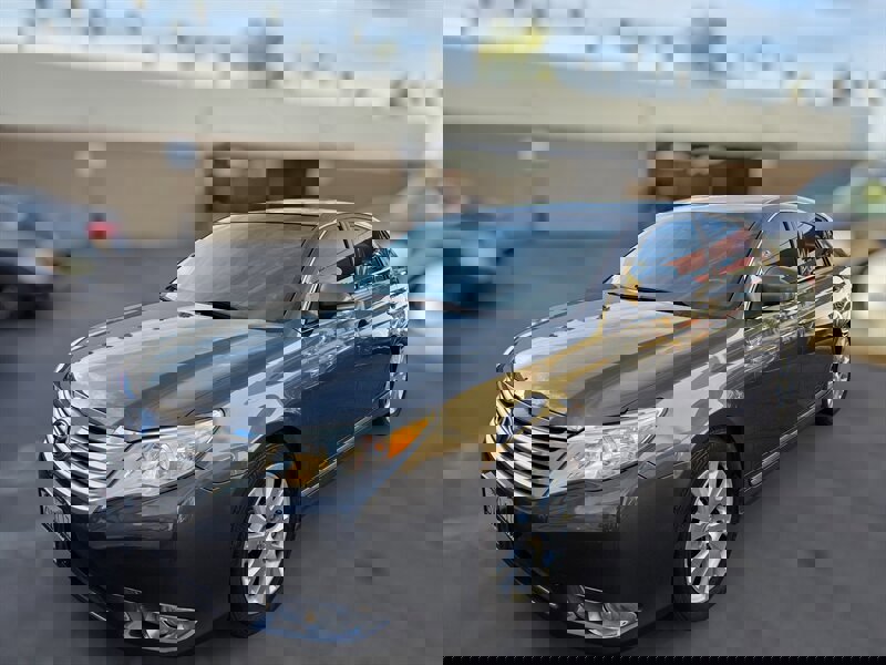 Used 2012 Toyota Avalon image 8