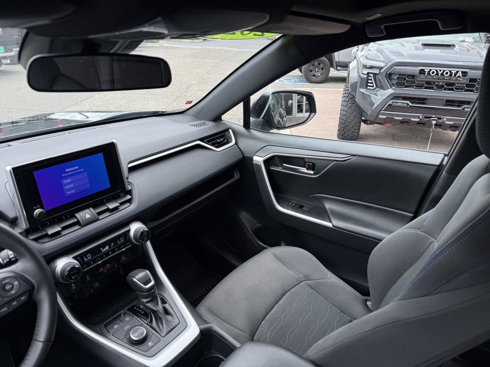 Certified 2023 Toyota RAV4 SE w/ Convenience Package AWD/4WD image 16