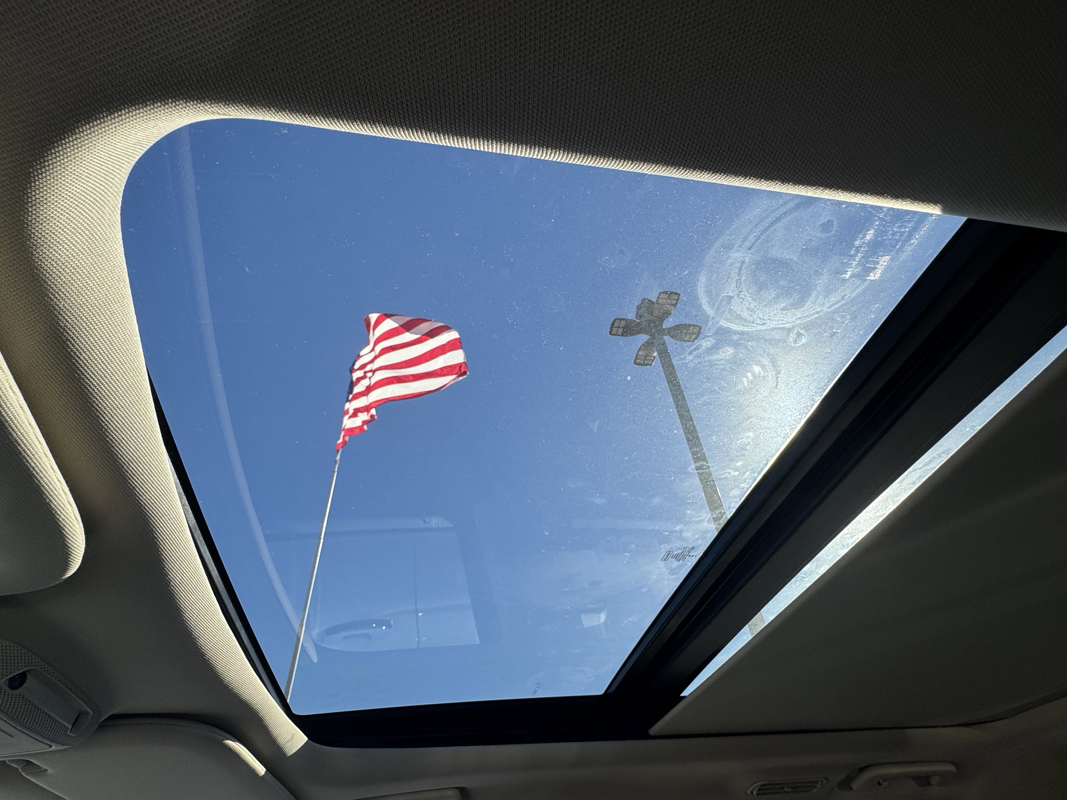 Used 2024 Ford Expedition Limited image 25