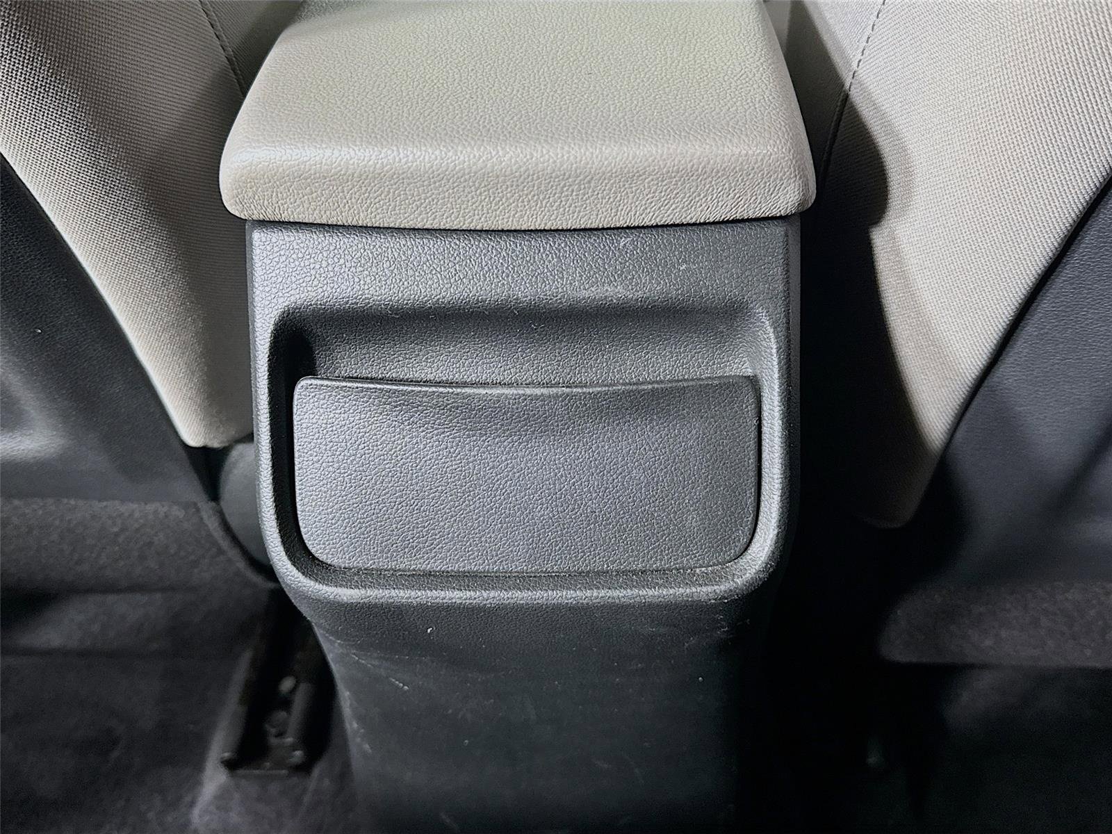 Used 2018 Hyundai Elantra SEL FWD image 23
