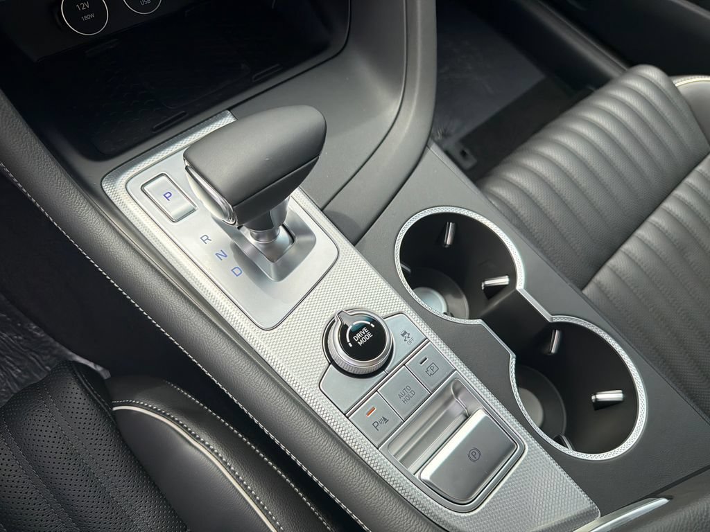 New 2026 Genesis G70 2.5T Prestige AWD/4WD image 32