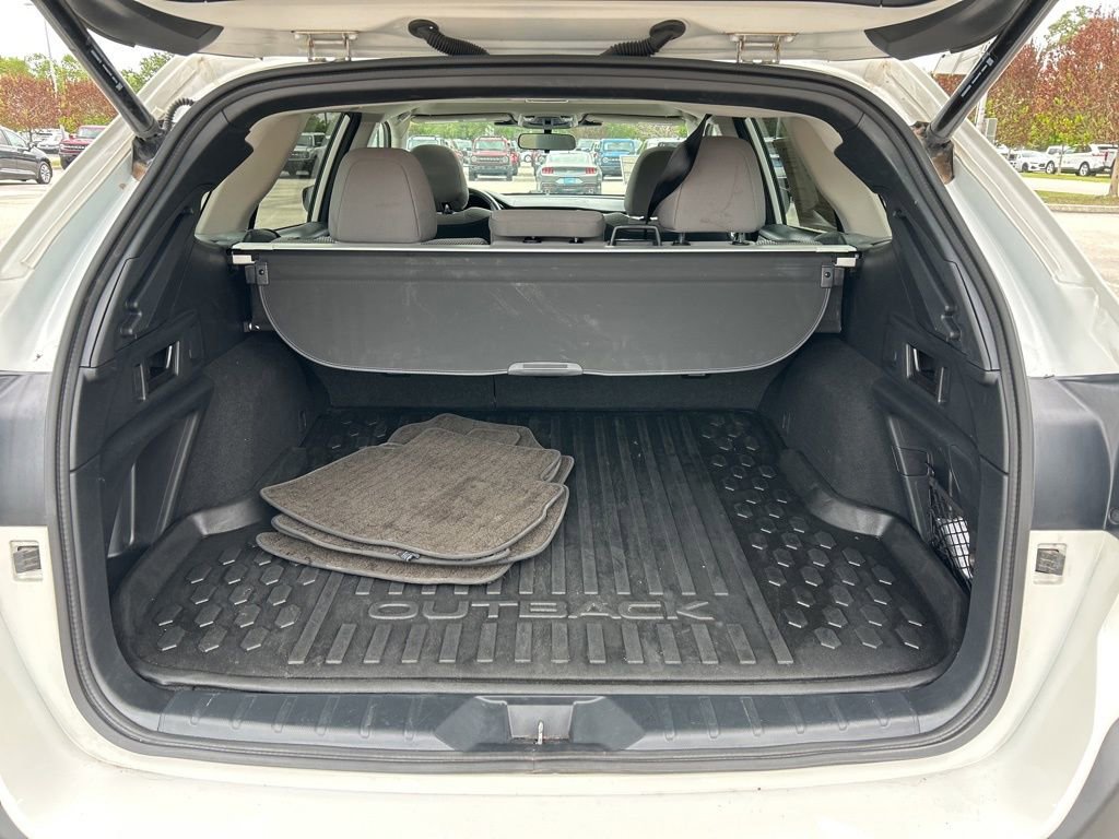 Used 2025 Subaru Outback Premium image 49
