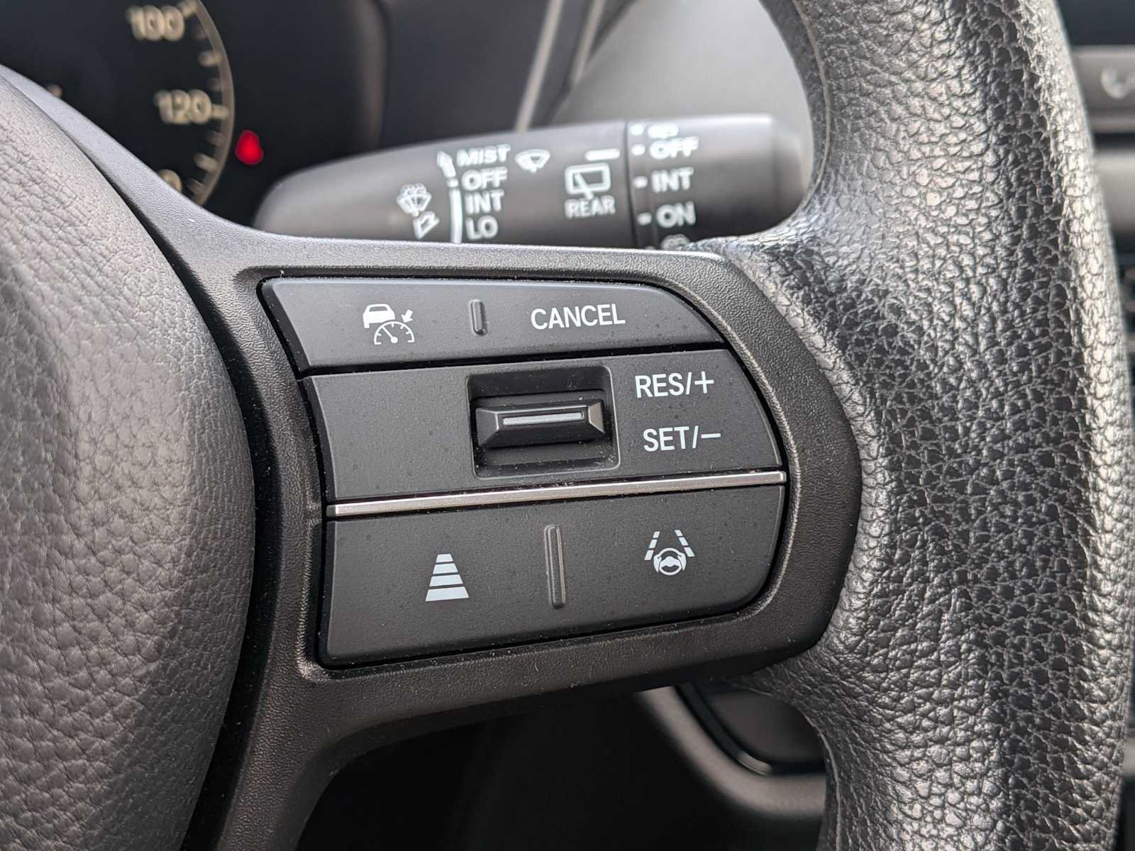 Certified 2023 Honda HR-V LX image 23