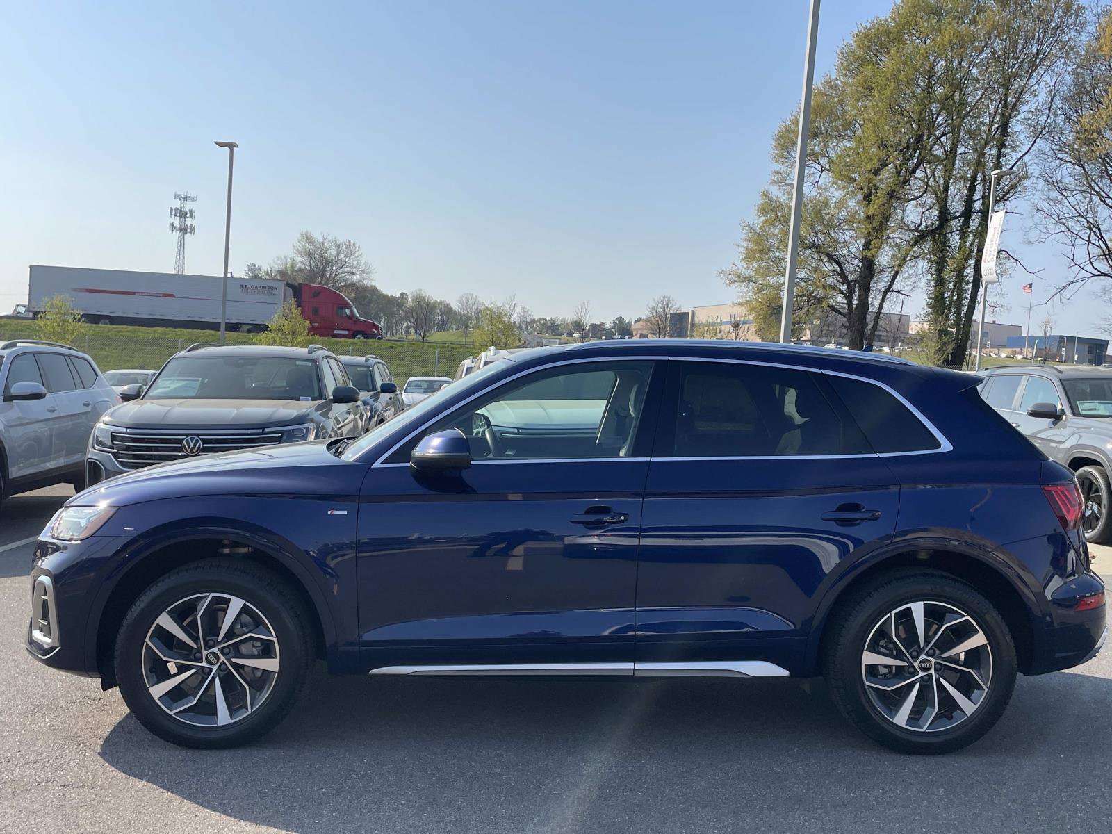 Certified 2023 Audi Q5 2.0T Prestige image 4