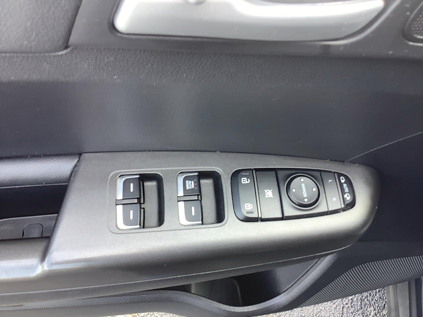 Used 2020 Kia Sportage LX w/ LX Popular Package AWD/4WD image 10