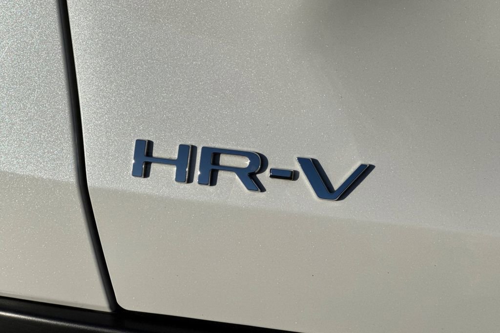 Used 2023 Honda HR-V LX image 26