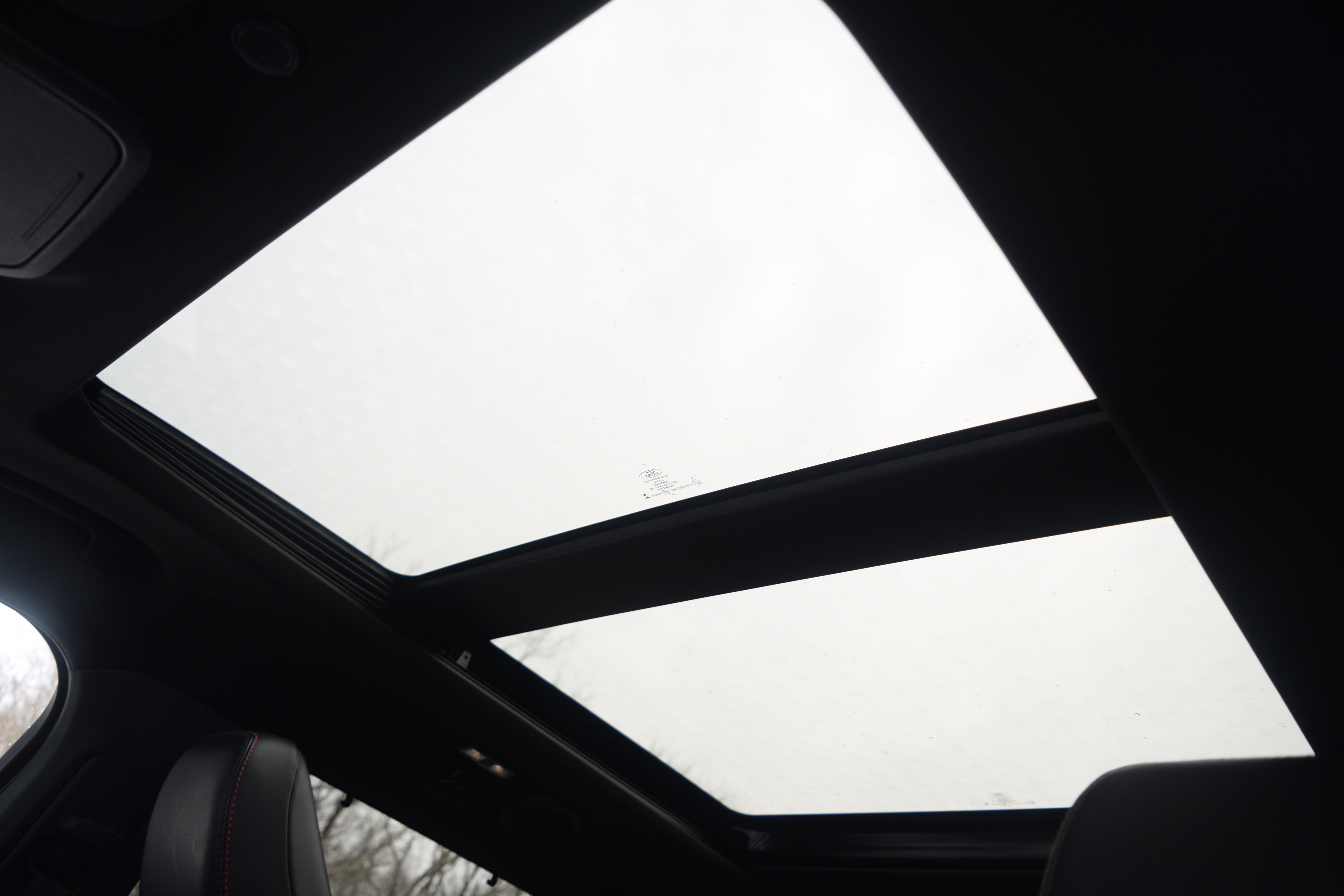 Used 2025 Ford Explorer ST image 19