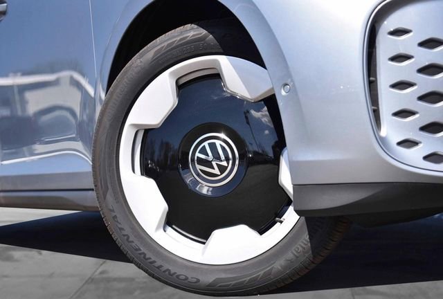 New 2025 Volkswagen ID. Buzz Pro S image 3