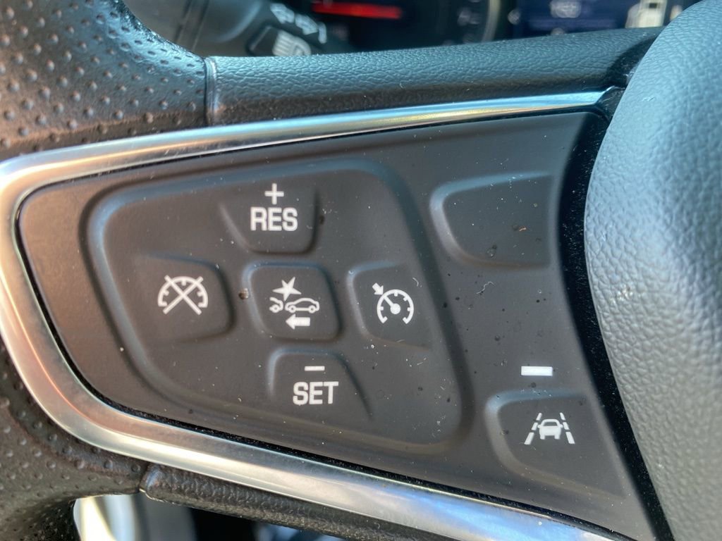 Used 2024 Chevrolet Equinox LS w/ LS Convenience Package image 18