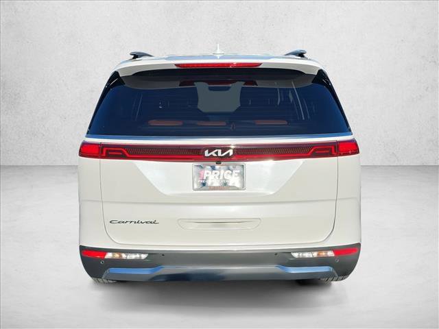 Used 2022 Kia Carnival SX Prestige image 6
