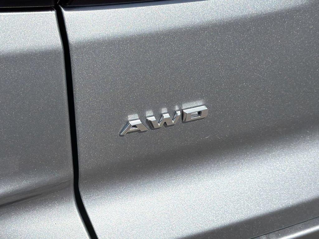 Certified 2024 Cadillac XT4 Premium Luxury AWD/4WD image 27