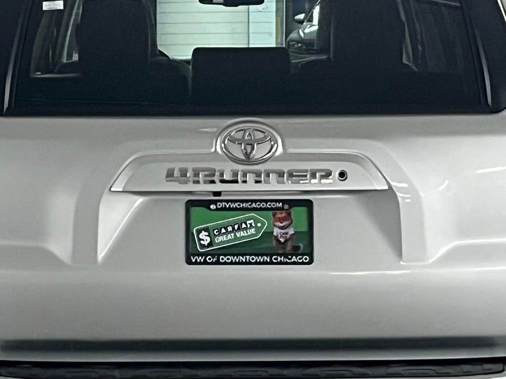 Used 2018 Toyota 4Runner SR5 Premium image 34