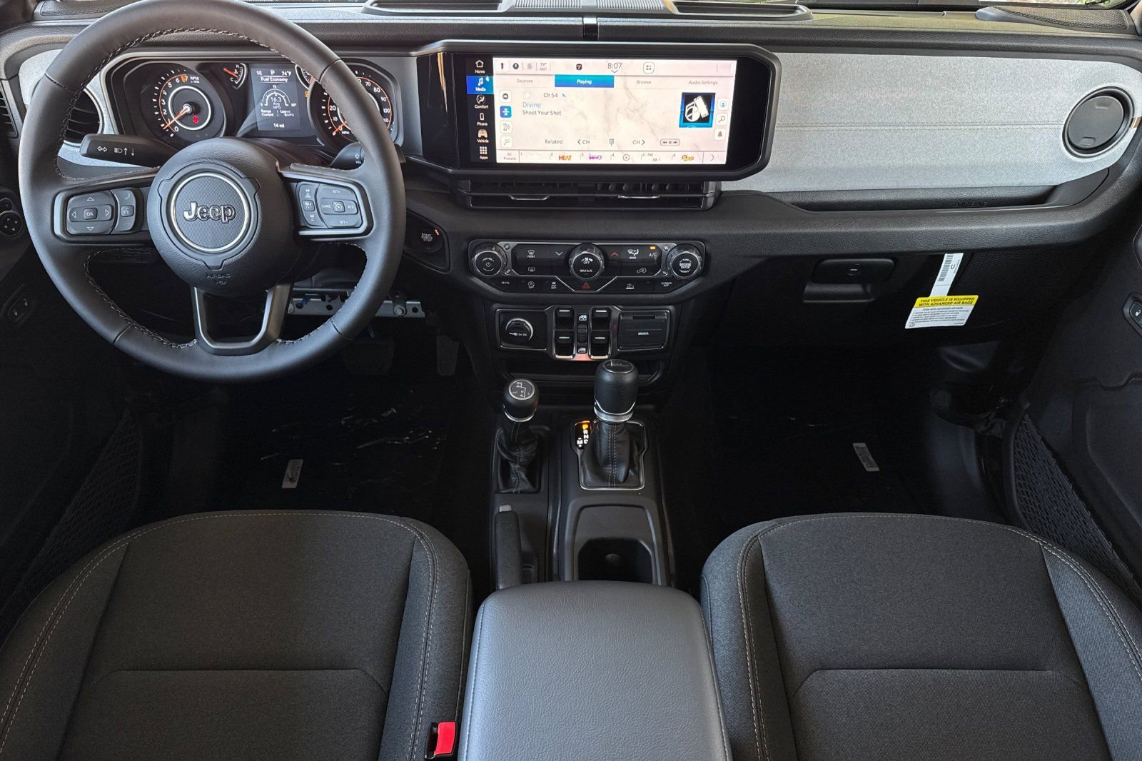 New 2025 Jeep Gladiator Sport image 12