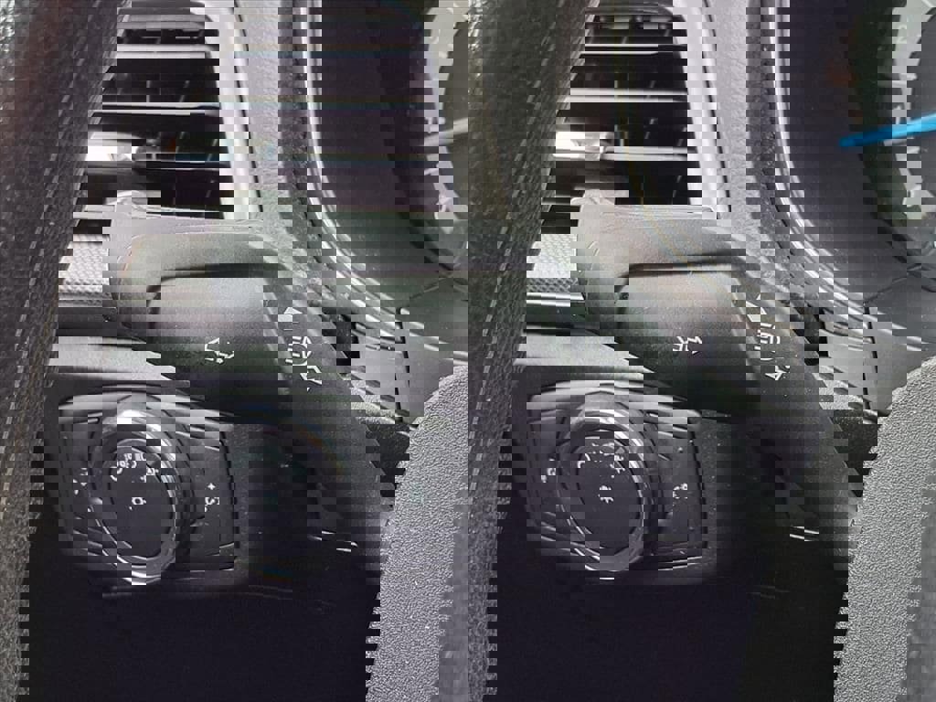 Used 2017 Ford Fusion SE image 22