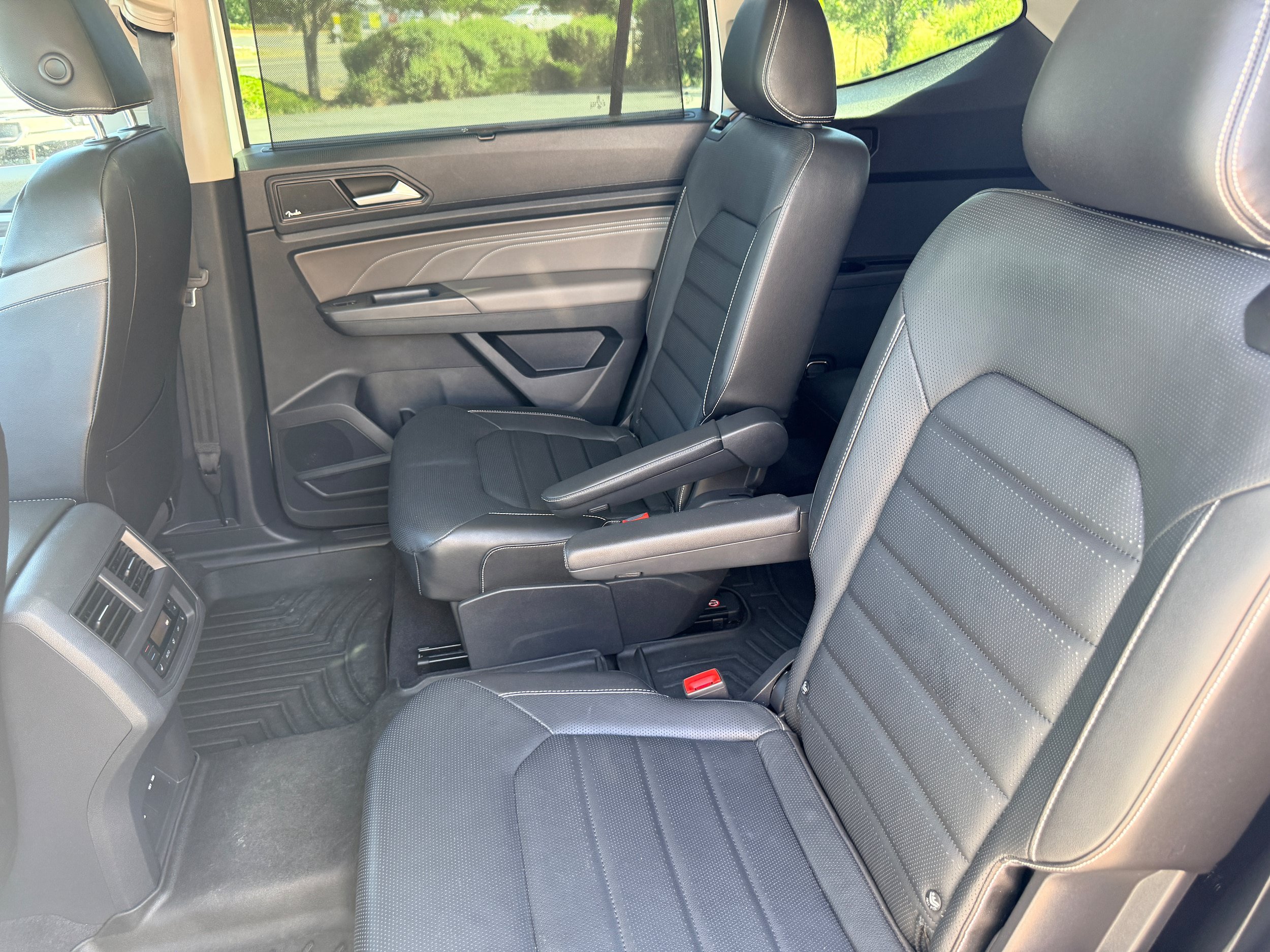Used 2021 Volkswagen Atlas SEL Premium AWD/4WD image 12