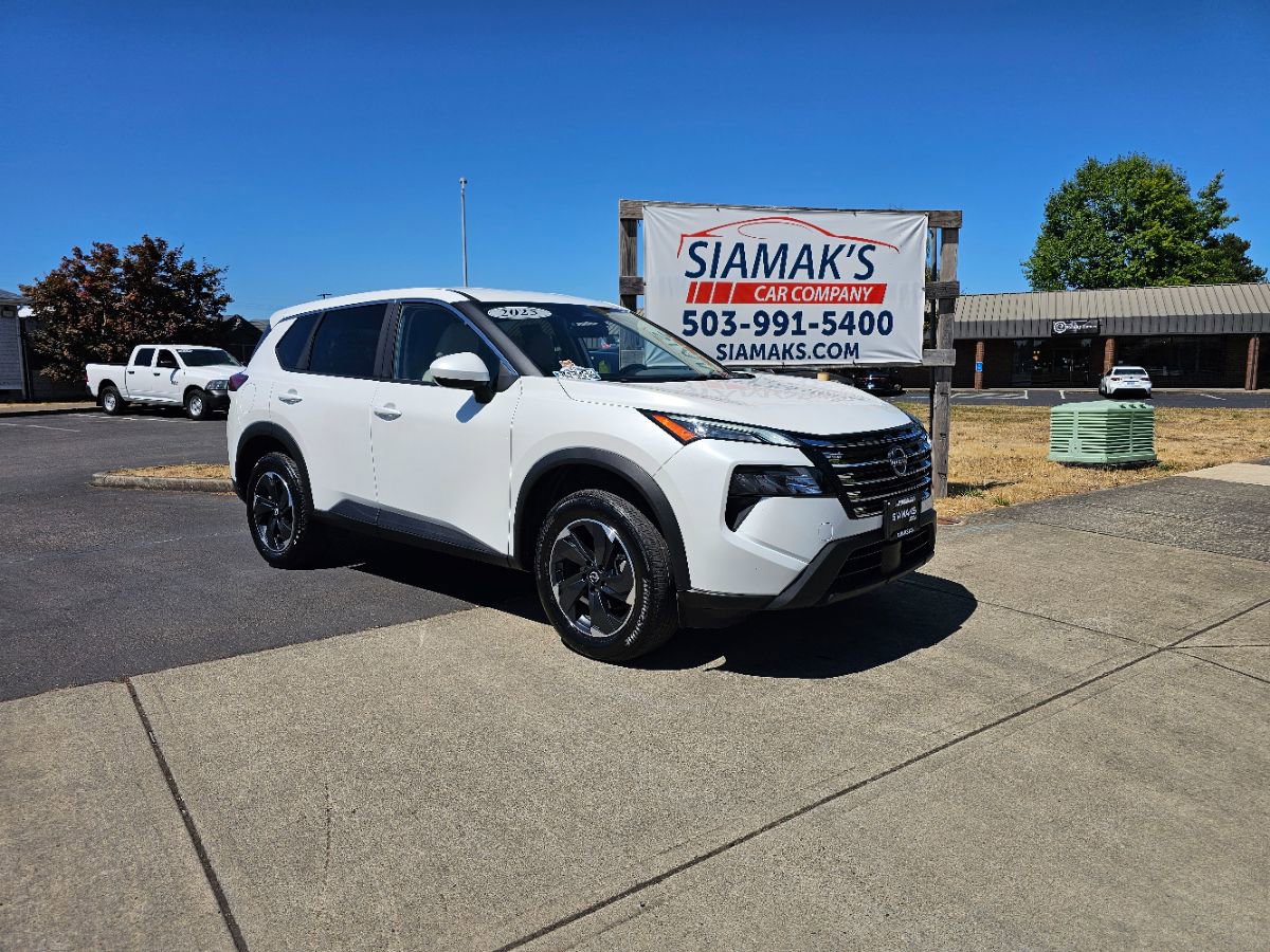 Used 2025 Nissan Rogue SV