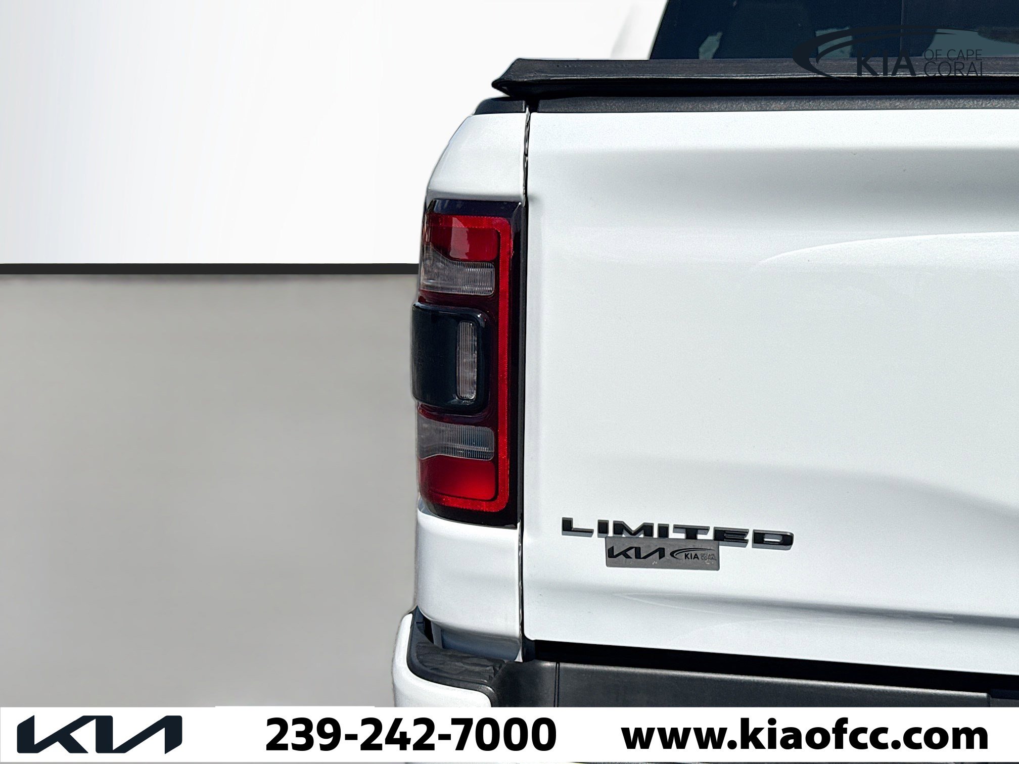 Used 2024 RAM 1500 Limited image 9