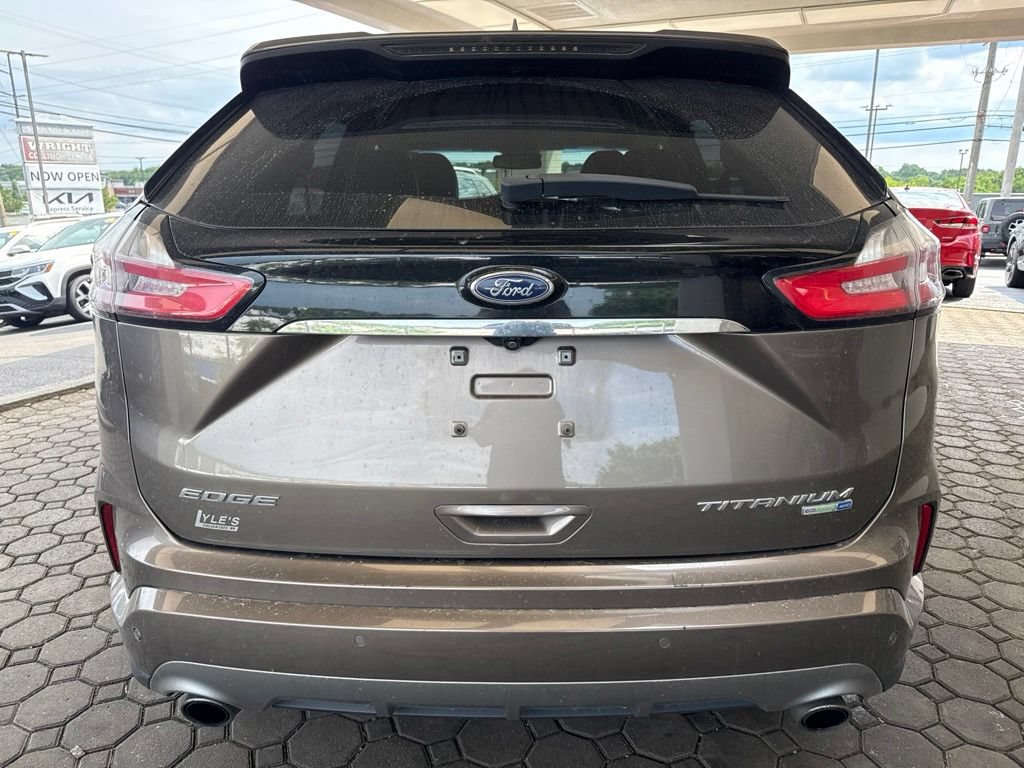 Used 2019 Ford Edge Titanium w/ Equipment Group 301A AWD/4WD image 7