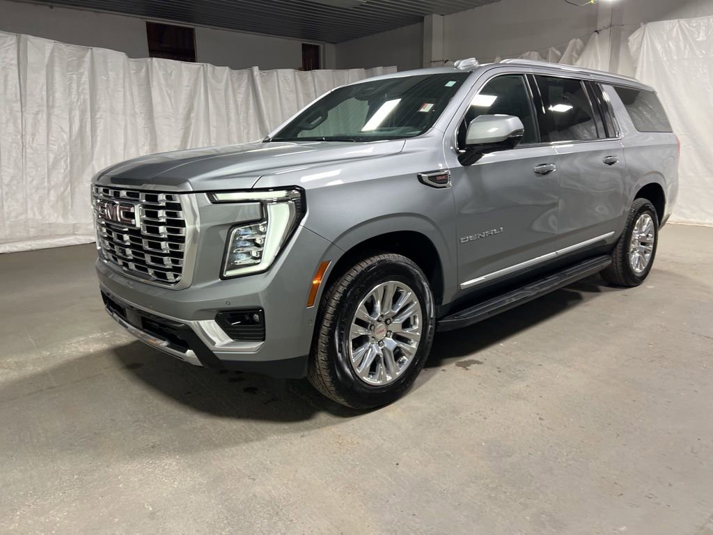 Used 2025 GMC Yukon XL Denali video 3