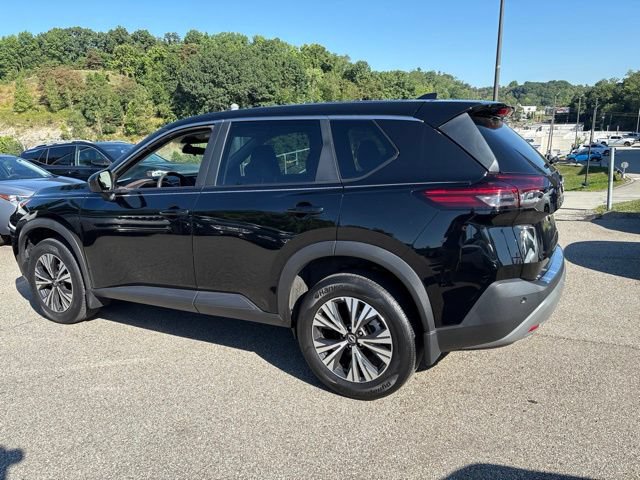 Certified 2023 Nissan Rogue SV AWD/4WD image 3