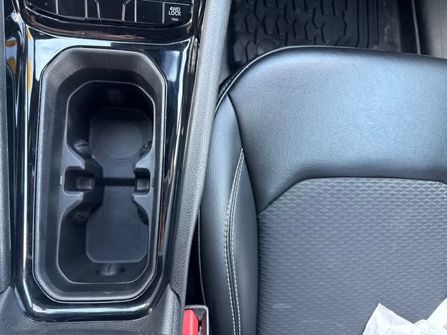Used 2023 Jeep Compass Latitude w/ Sun and Sound Group AWD/4WD image 19