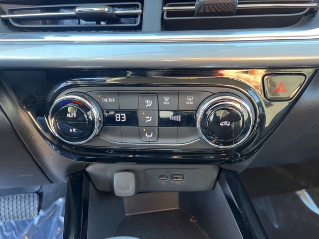 Used 2024 Chevrolet Trax LT image 25